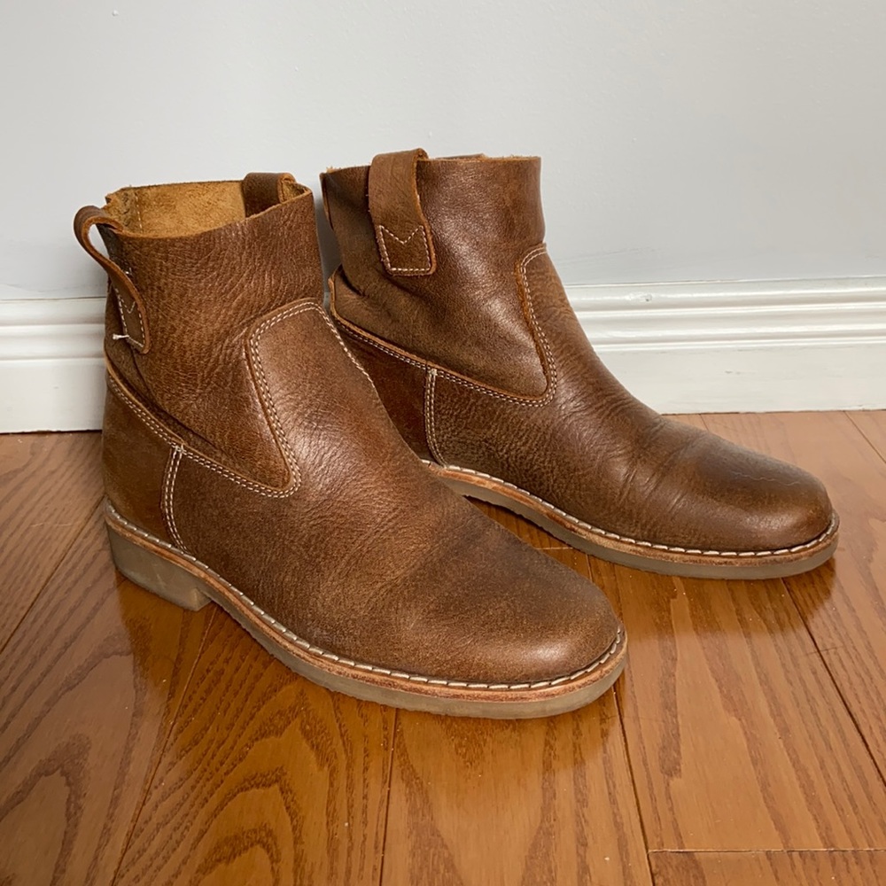 Roots Tribe booties